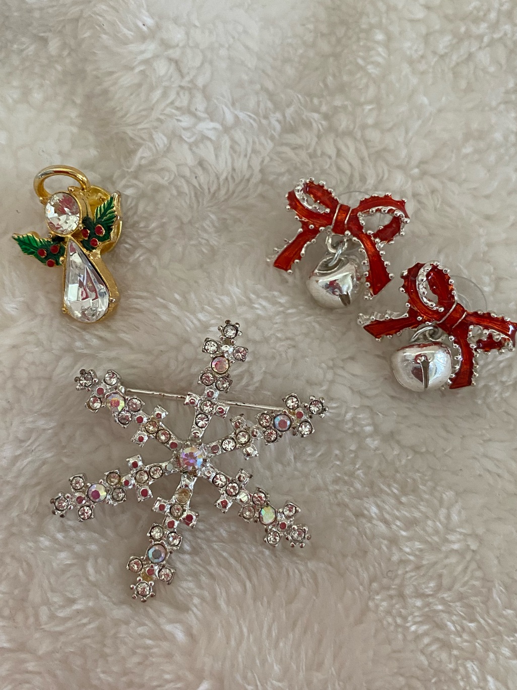 Festive Red Bow And Silver Bell Earrings And 2 Holiday Pins